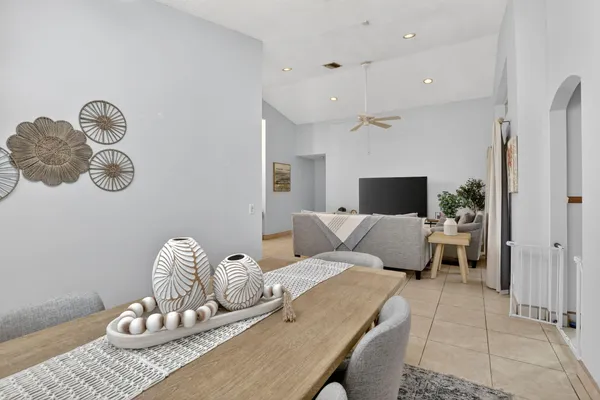 $4,400 | 495 Carrington Lane, Weston, FL 33326