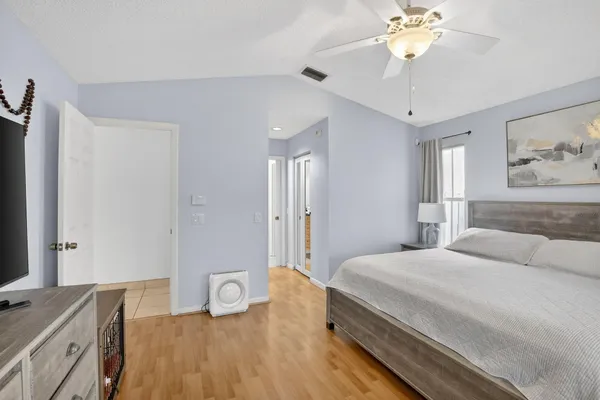 $4,400 | 495 Carrington Lane, Weston, FL 33326