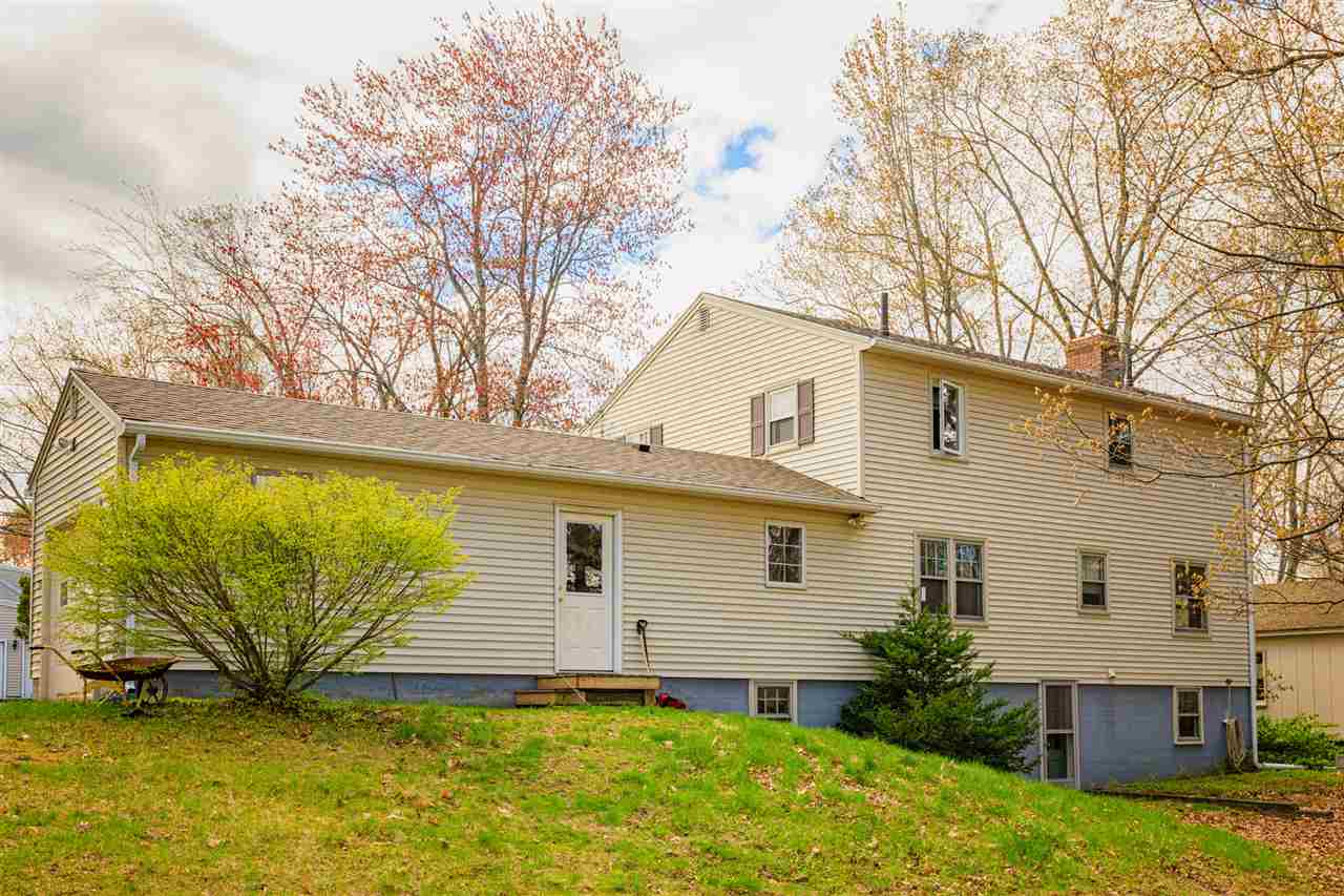 11 Anita Street Rochester, NH 03867 - Photo 3 of 26