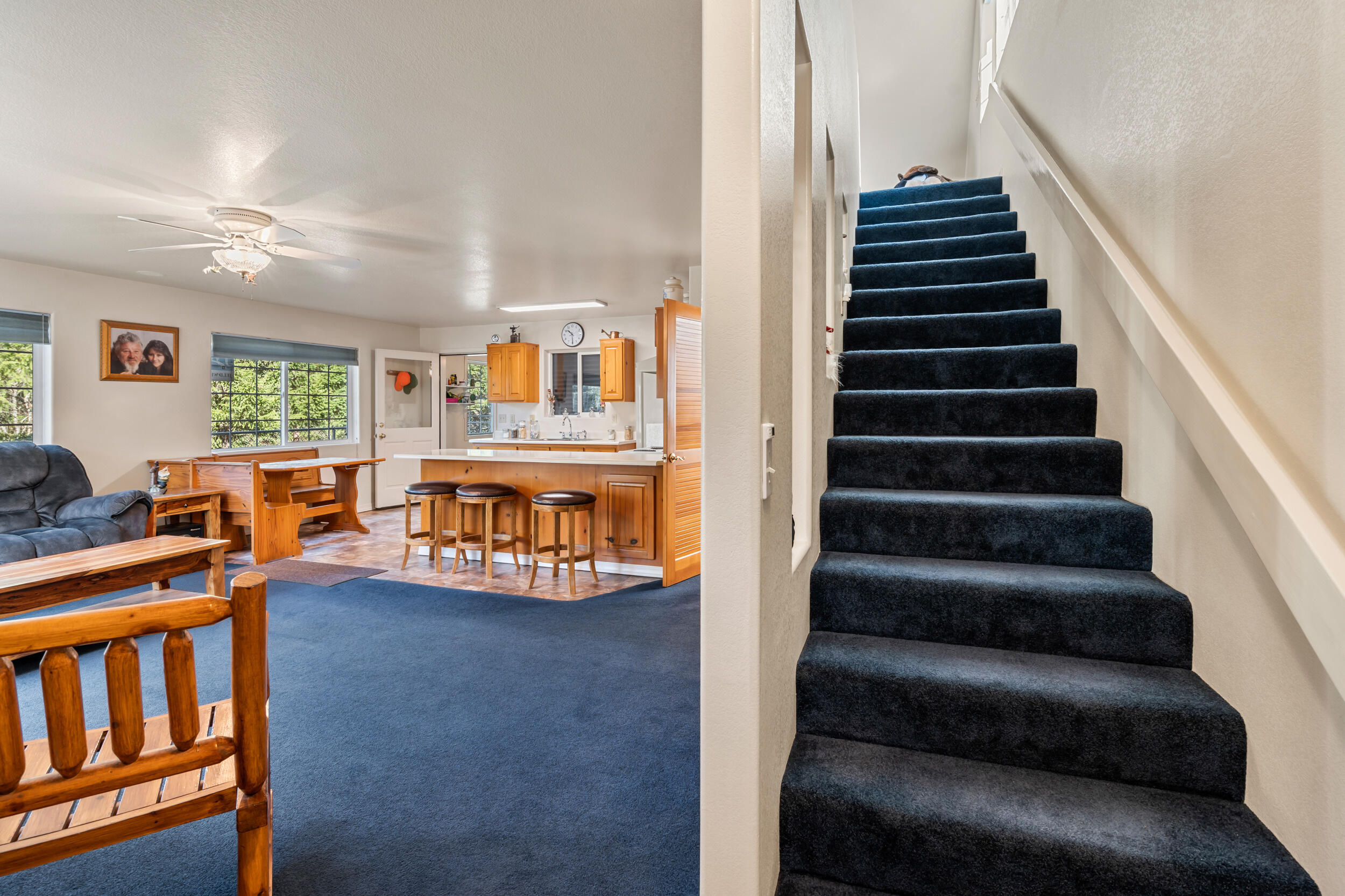 4892 North River Road Gold Hill, OR 97525 - Photo 16 of 35 9 Stairway to Upstairs
