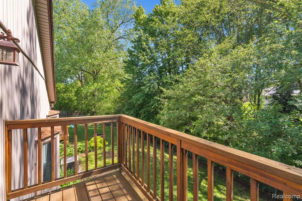 18823 Millar Road Clinton Township, MI 48036 - Photo 14 of 37