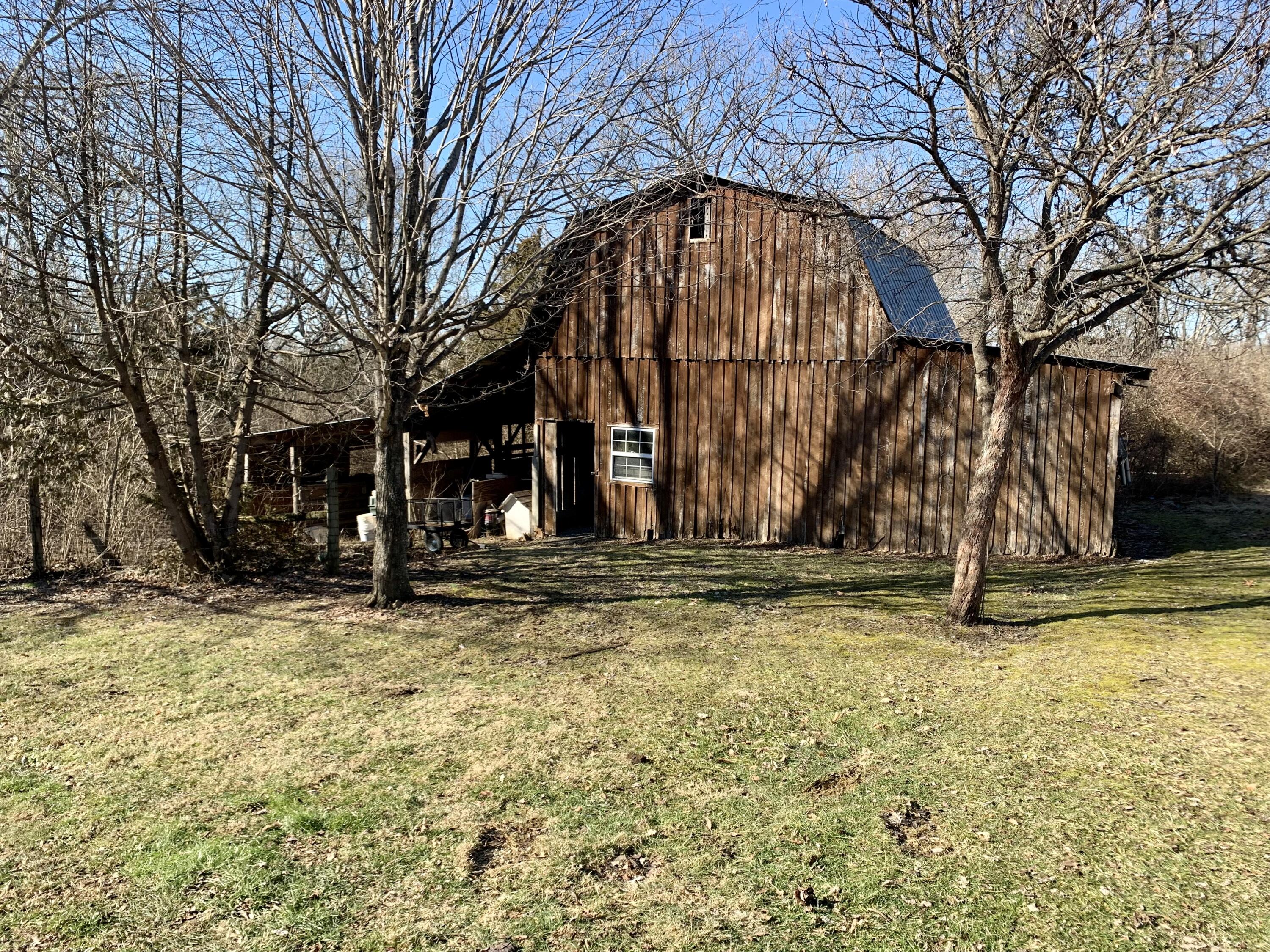 2631 Guynn Road Paint Lick, KY 40461 - Photo 8 of 44 9FE603A1-9A30-4DAA-80ED-A13F0D336317