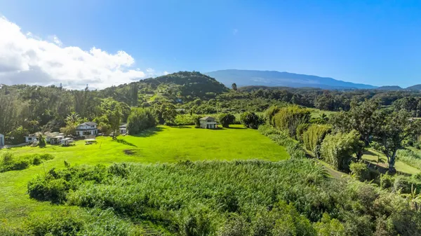 $3,999,000 | 654 Kaupakalua Road, Haiku, HI 96708