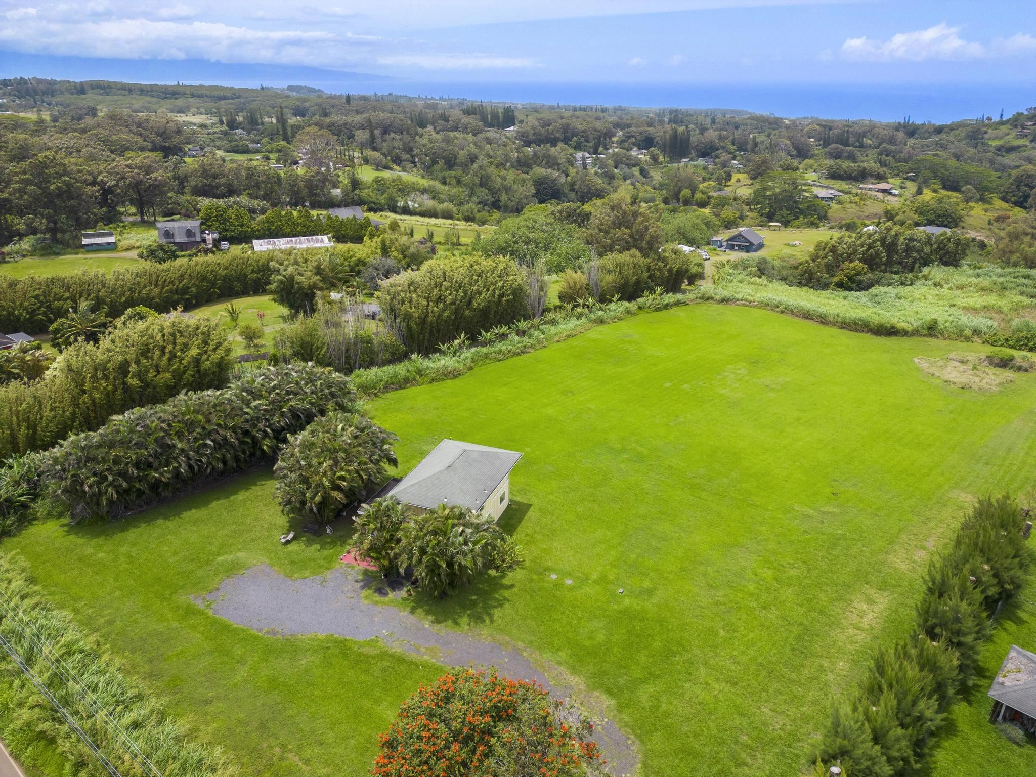 654 Kaupakalua Road Haiku, HI 96708 - Photo 9 of 15