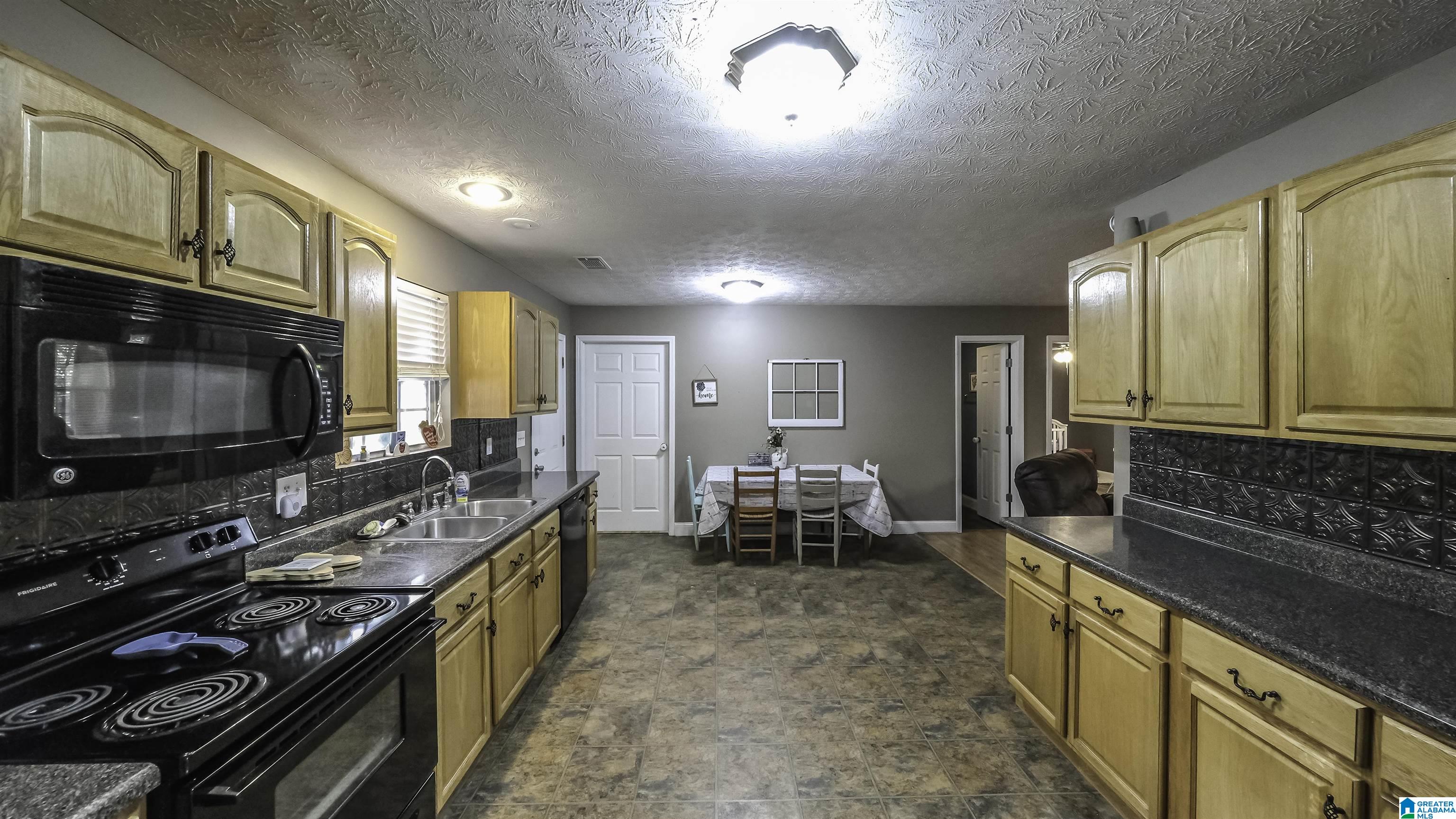 190 Hillcrest Road Heflin, AL 36264 - Photo 16 of 40