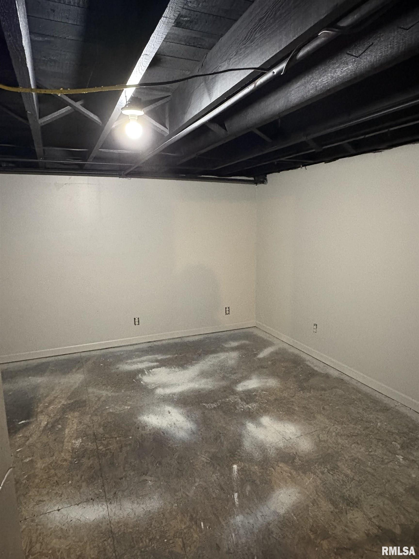 1111 North Walnut Street Springfield, IL 62702 - Photo 19 of 34