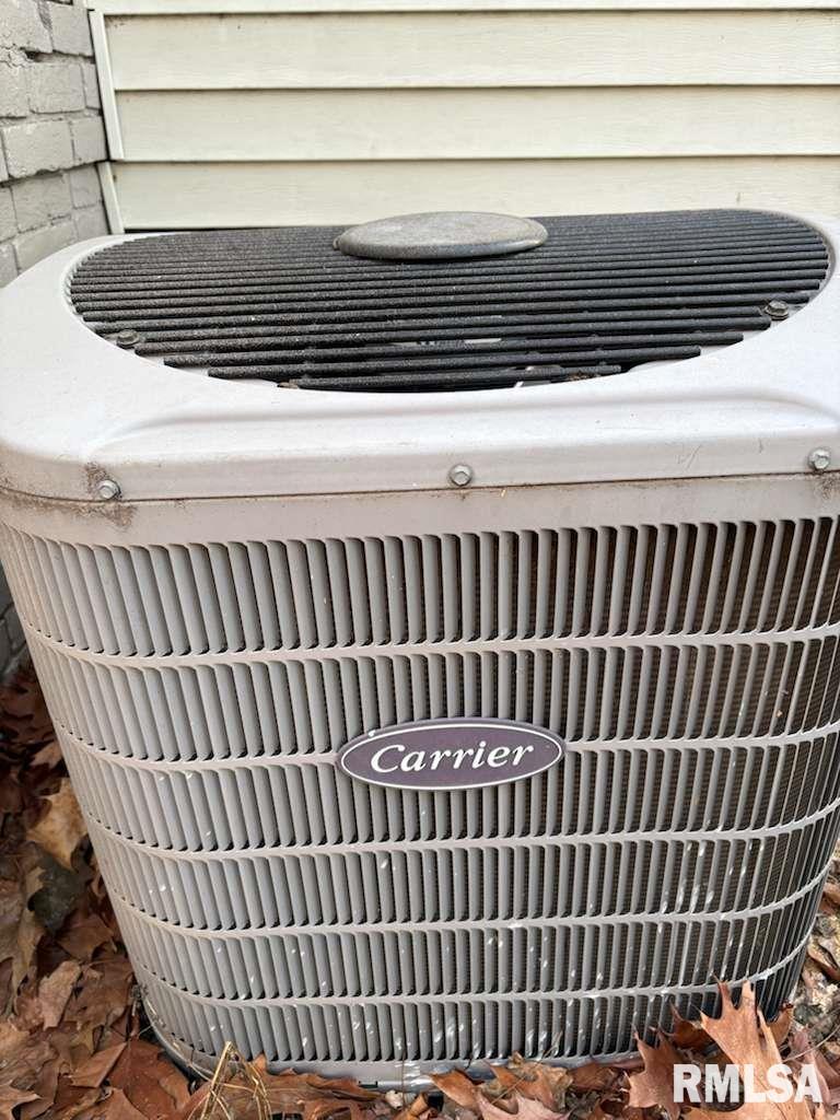 1111 North Walnut Street Springfield, IL 62702 - Photo 33 of 34