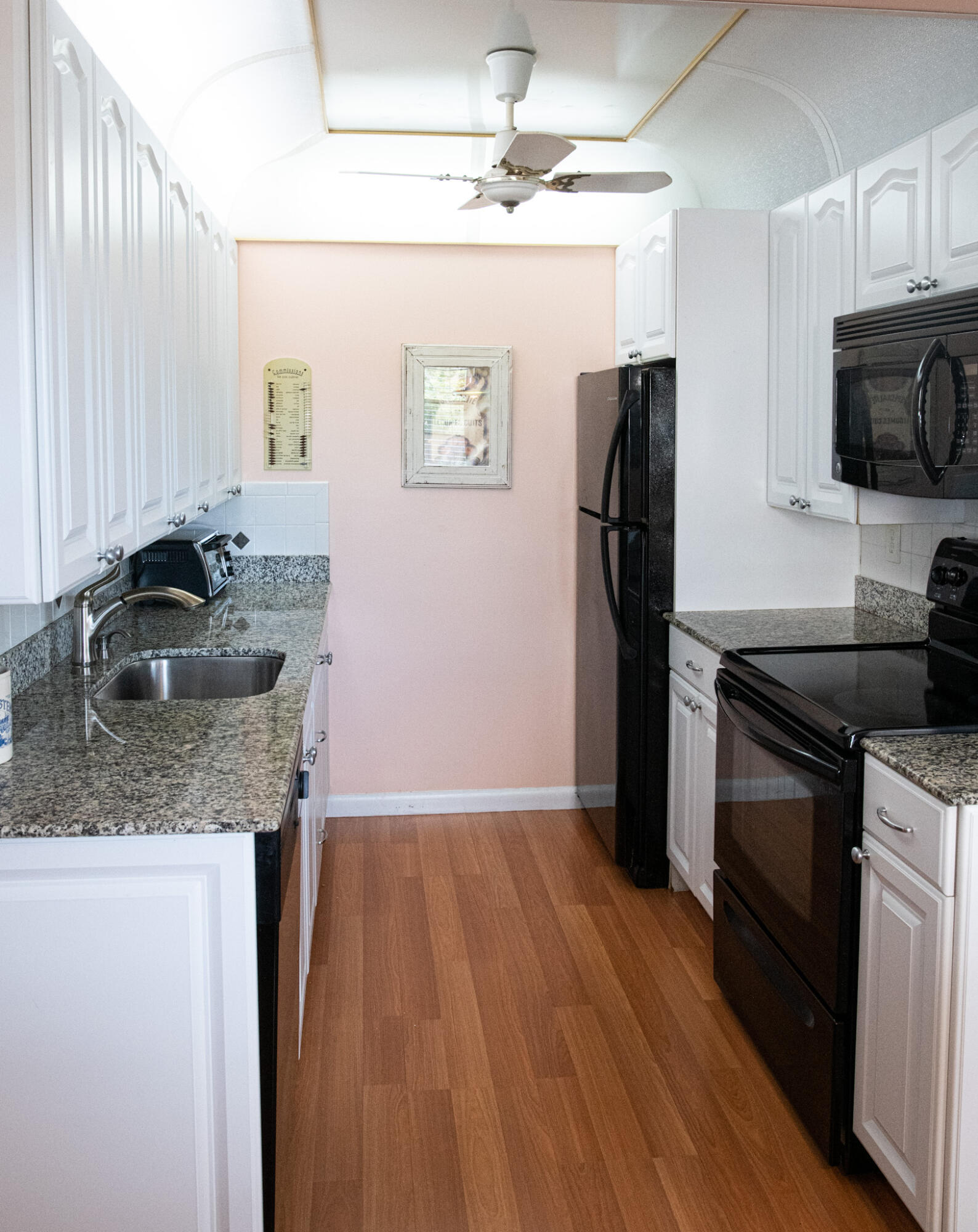 3034 Guildford East Boca Raton, FL 33434 - Photo 8 of 28 DSC_8079