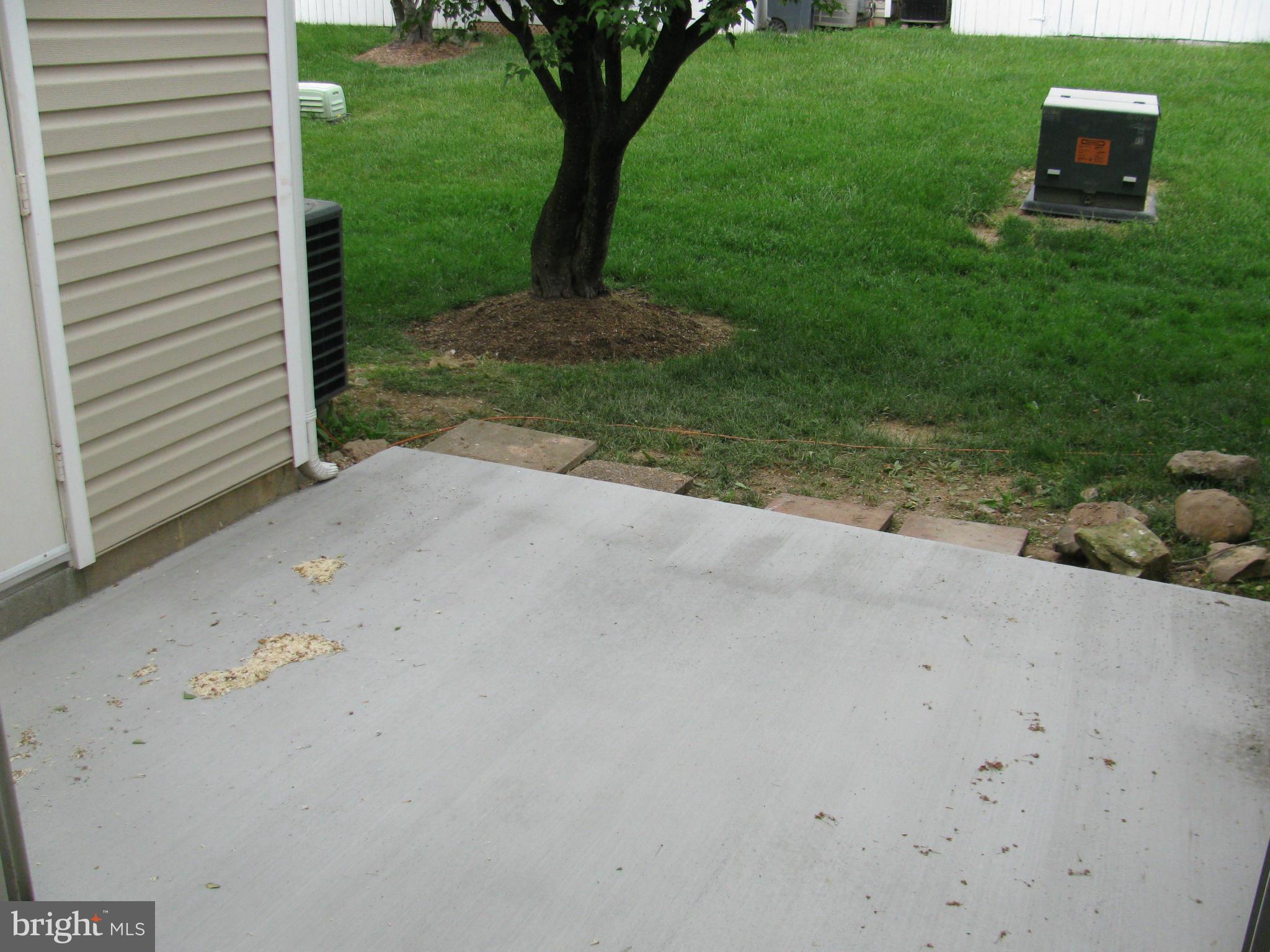 269 Coventry Square, Unit 269 Sterling, VA 20164 - Photo 8 of 12 Exterior (Rear)