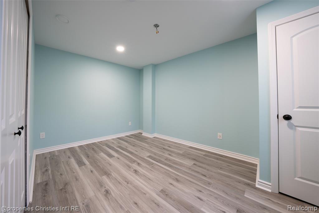 3938 Somerset Circle Rochester Hills, MI 48309 - Photo 57 of 71