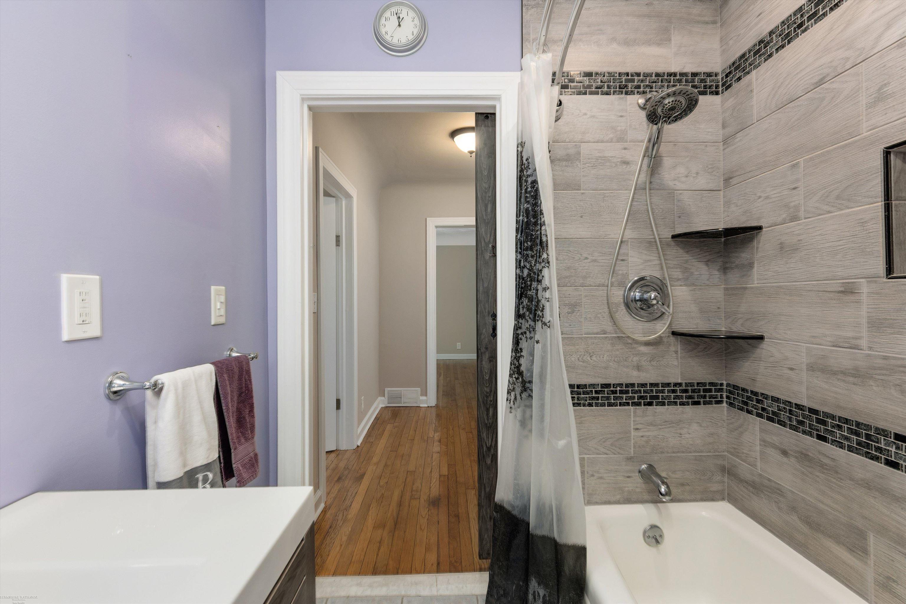 4492 Marr Avenue Warren, MI 48091 - Photo 13 of 29