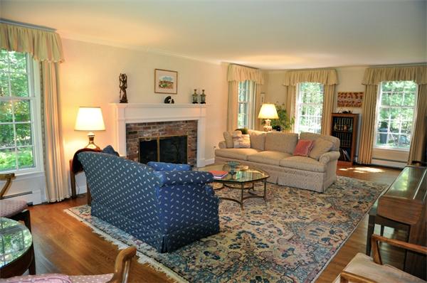 246 Old Pickard Road Concord, MA 01742 - Photo 2 of 24 Gallery Image 2