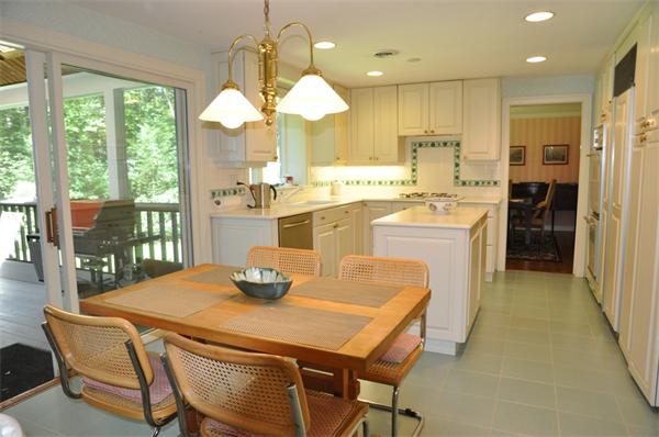 246 Old Pickard Road Concord, MA 01742 - Photo 7 of 24 Gallery Image 7