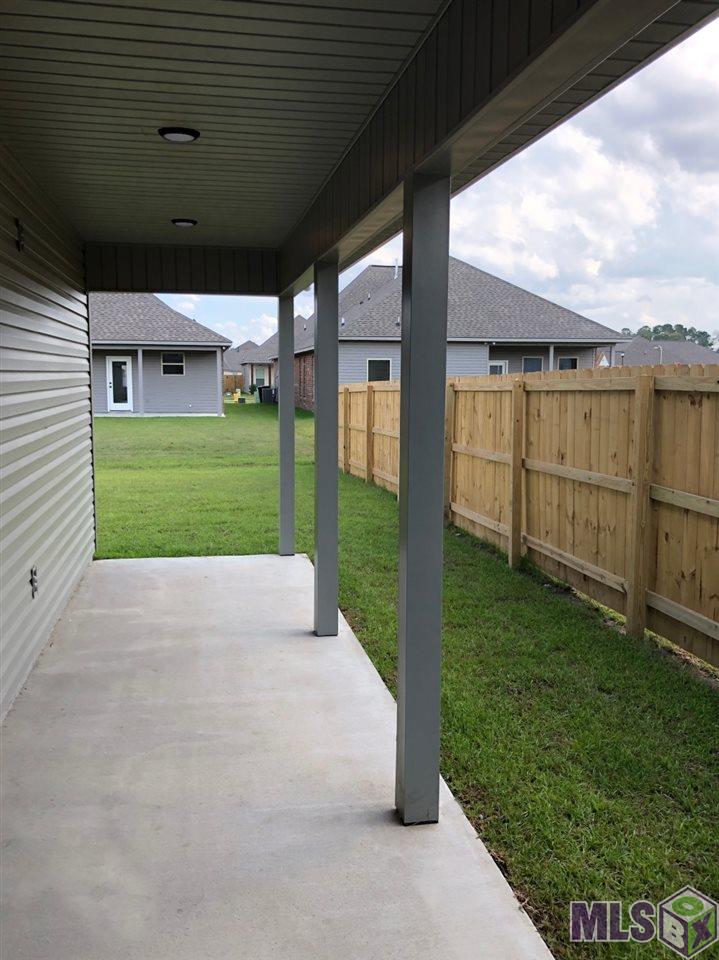 1327 Rustic Pine Drive Baton Rouge, LA 70820 - Photo 11 of 13 Gallery Image 11