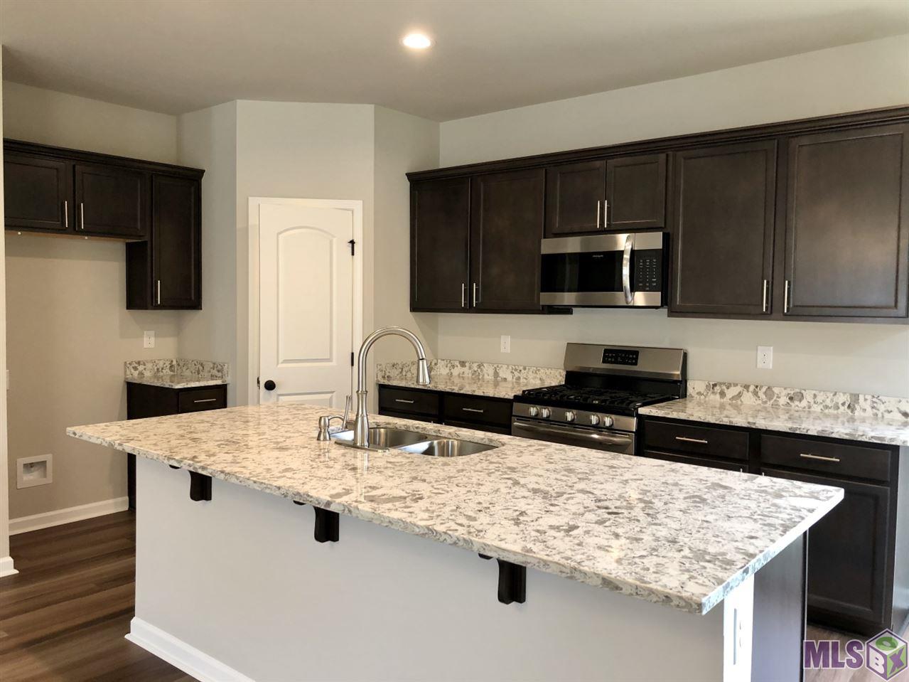 1327 Rustic Pine Drive Baton Rouge, LA 70820 - Photo 5 of 13 Gallery Image 5