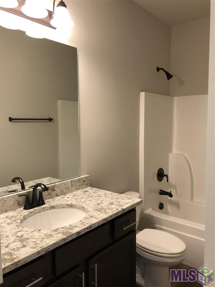 1327 Rustic Pine Drive Baton Rouge, LA 70820 - Photo 6 of 13 Gallery Image 6