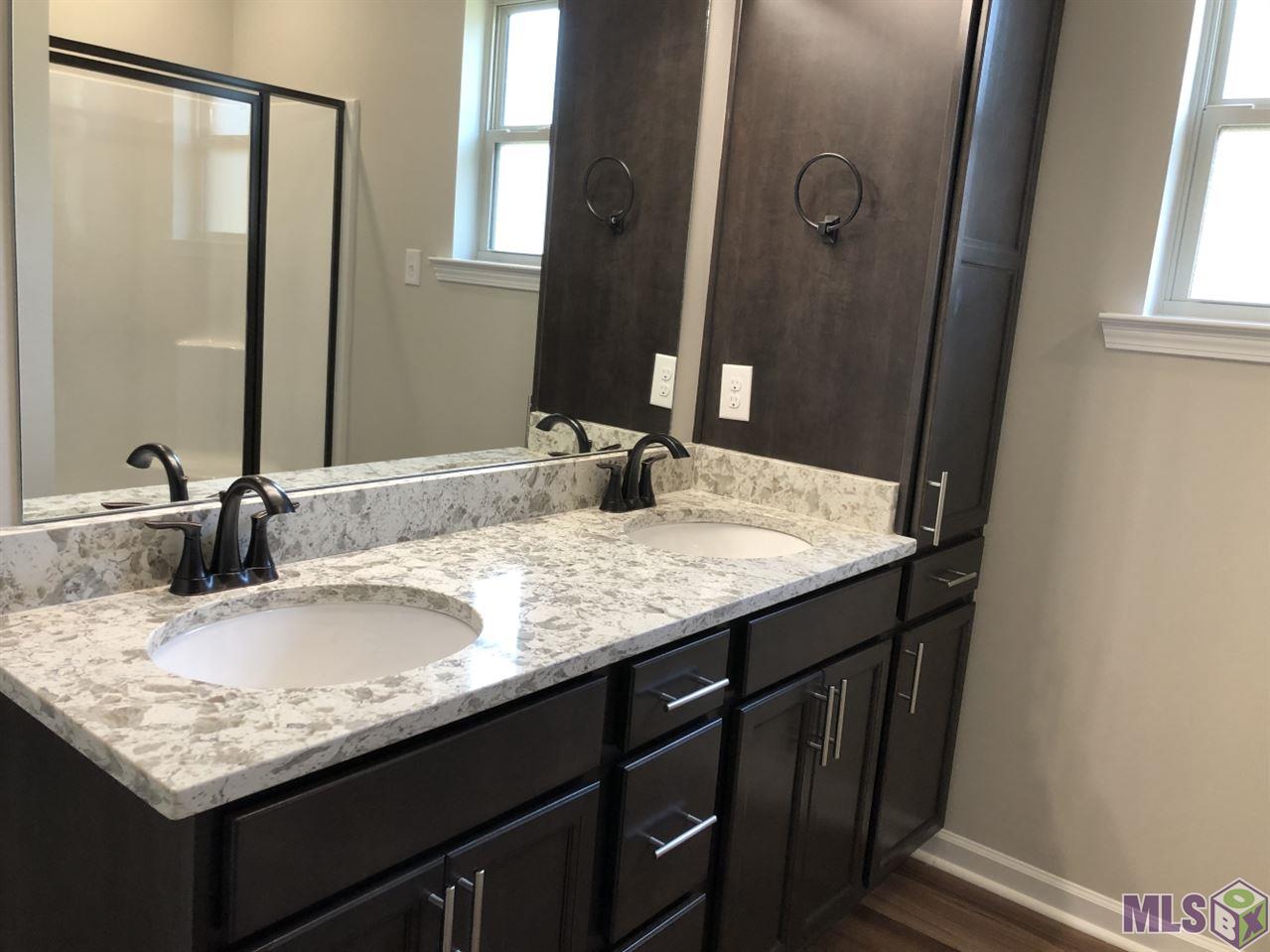 1327 Rustic Pine Drive Baton Rouge, LA 70820 - Photo 8 of 13 Gallery Image 8