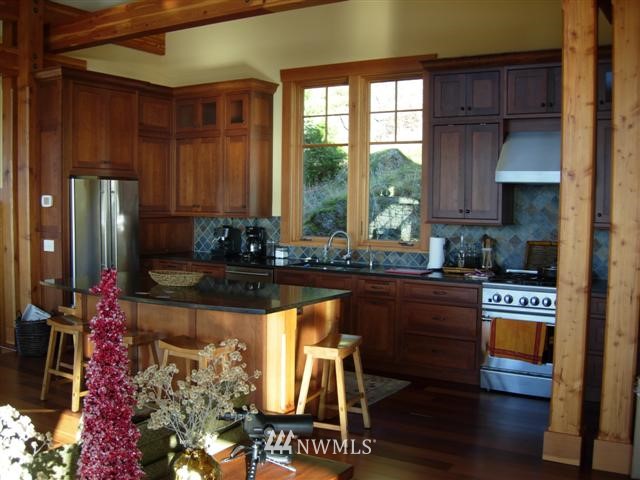 260 West Side Road San Juan Island, WA 98250 - Photo 6 of 25