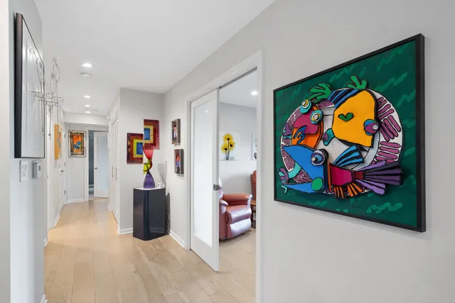 $699,000 | 1 Oak Brook Club Drive, Unit A301, Oak Brook, IL 60523