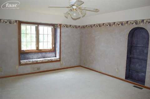 6101 South Irish Road Grand Blanc, MI 48439 - Photo 21 of 32 20403530-20.JPG