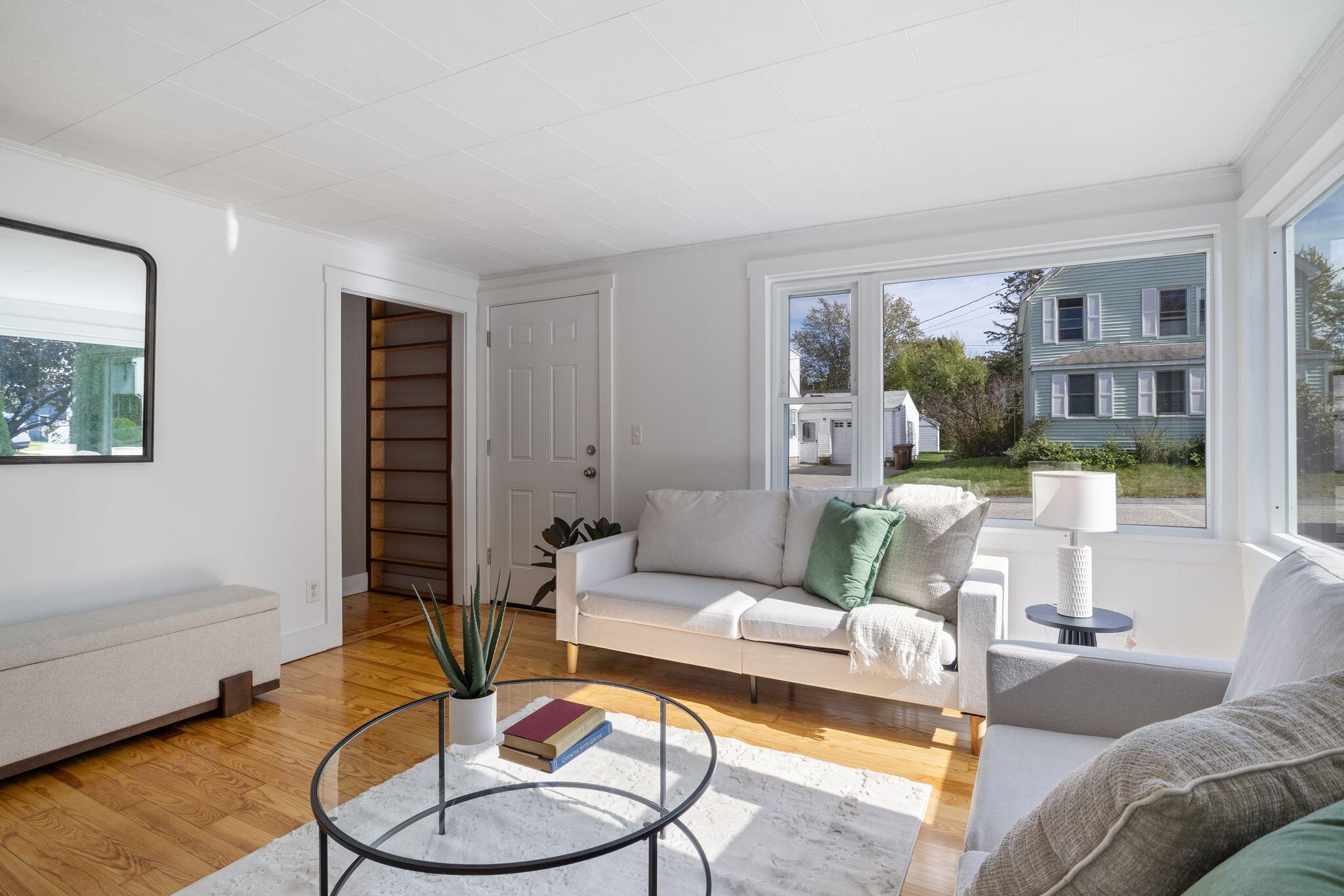 52 Washington Avenue Saco, ME 04072 - Photo 11 of 29 52_Washington_Ave_19