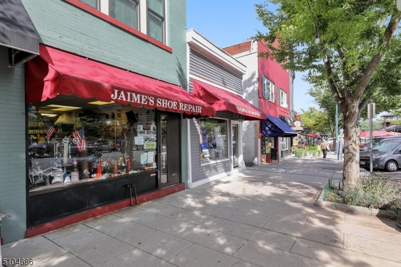 497 Springfield Avenue, Unit 4 Summit, NJ 07901 - Photo 7 of 9