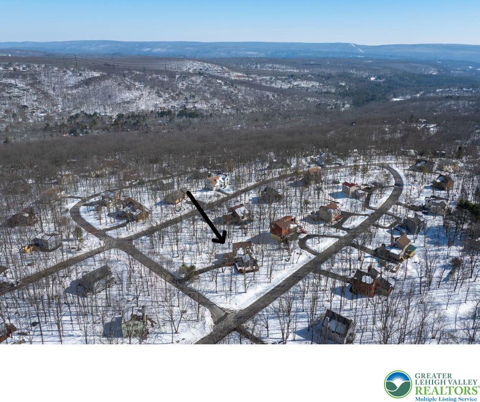 2206 Chatham Court Bushkill, PA 18324 - Photo 36 of 45 a view of a lake