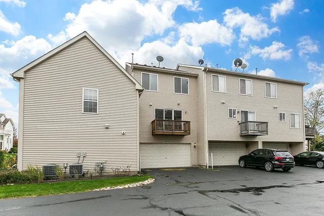 $2,425 | 14626 Thomas Jefferson Drive, Plainfield, IL 60544