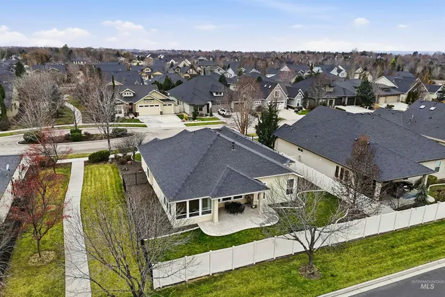 $614,900 | 3234 South Wallberg Avenue, Eagle, ID 83616