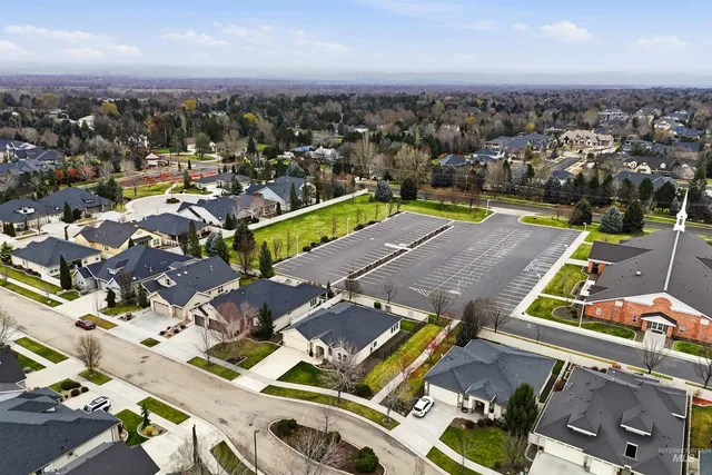 $614,900 | 3234 South Wallberg Avenue, Eagle, ID 83616