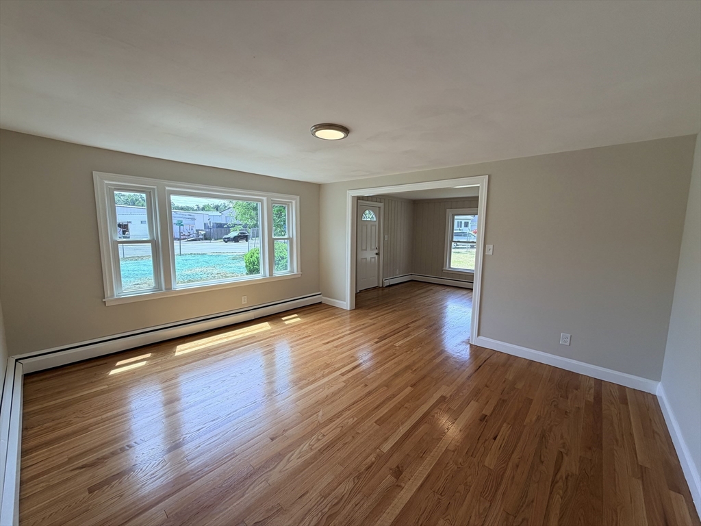 103 Brook Street Clinton, MA 01510 - Photo 5 of 18