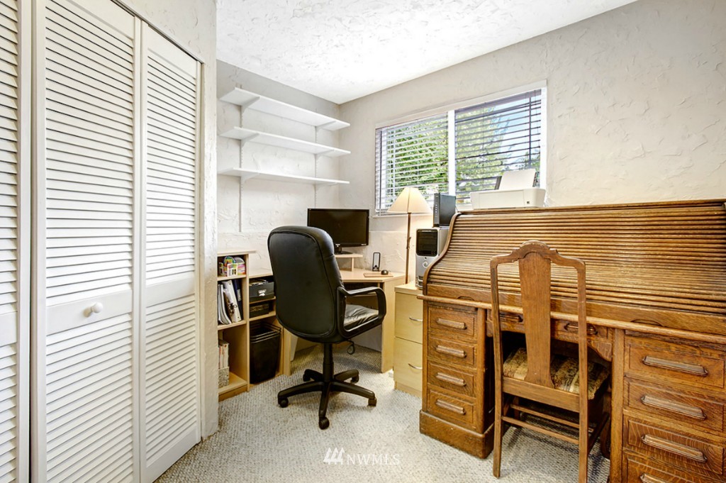 12935 Southeast 159th Street Renton, WA 98058 - Photo 19 of 25 Gallery Image 19