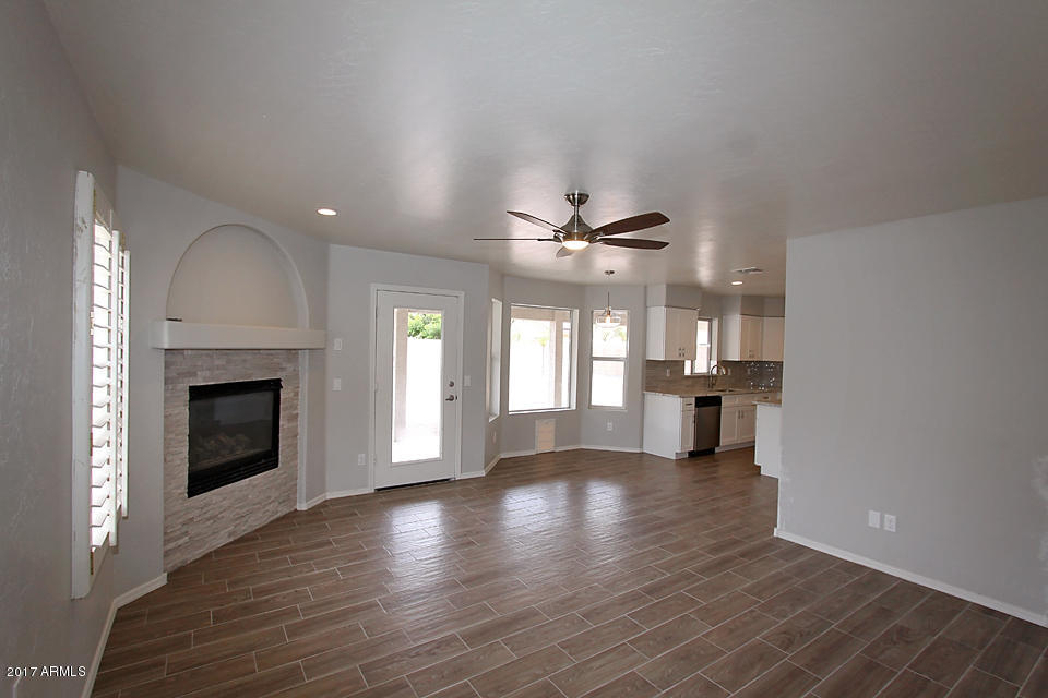 11516 East Decatur Street Mesa, AZ 85207 - Photo 5 of 29 5
