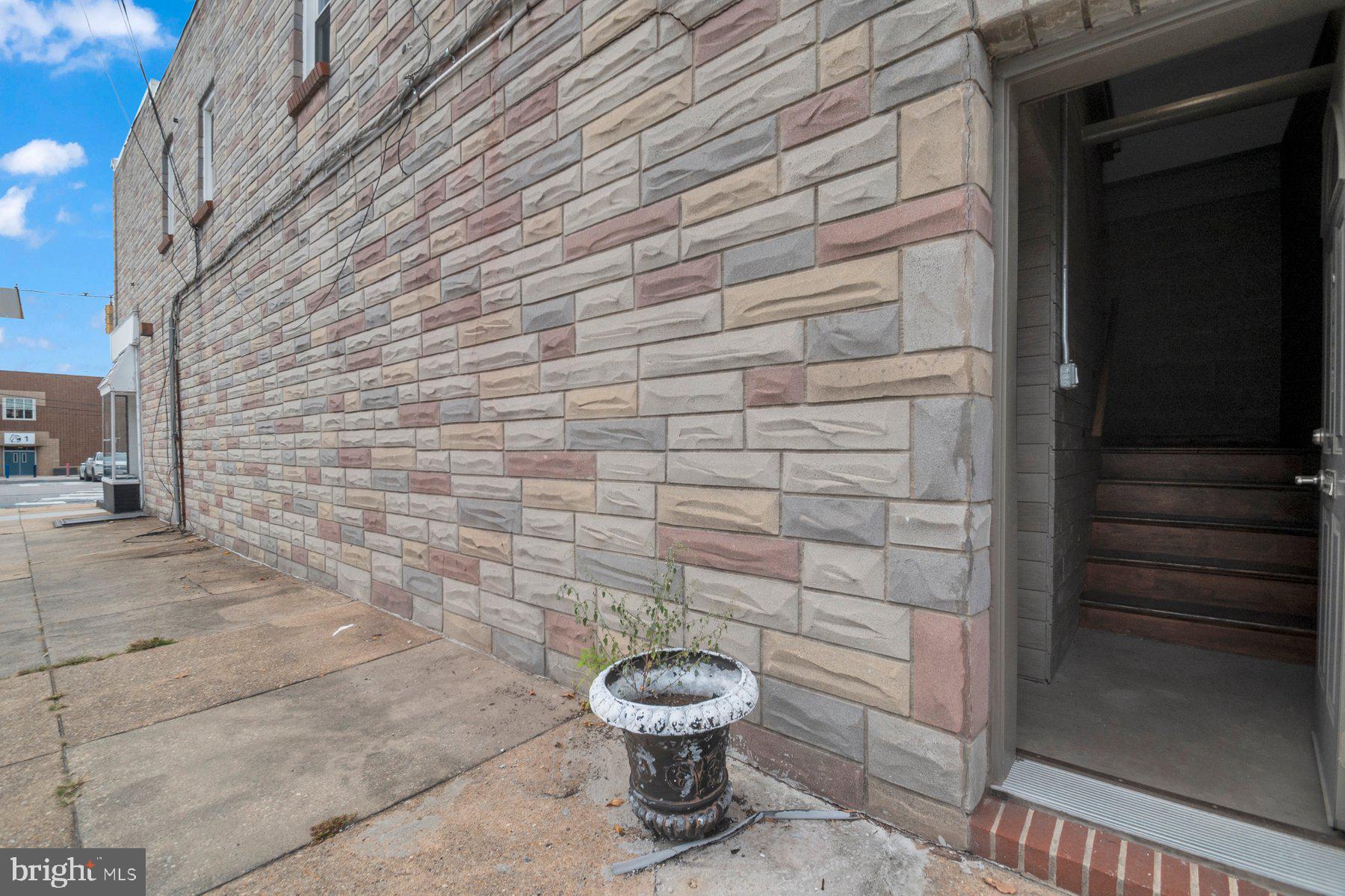 1442 East Fort Avenue, Unit B Baltimore, MD 21230 - Photo 3 of 17