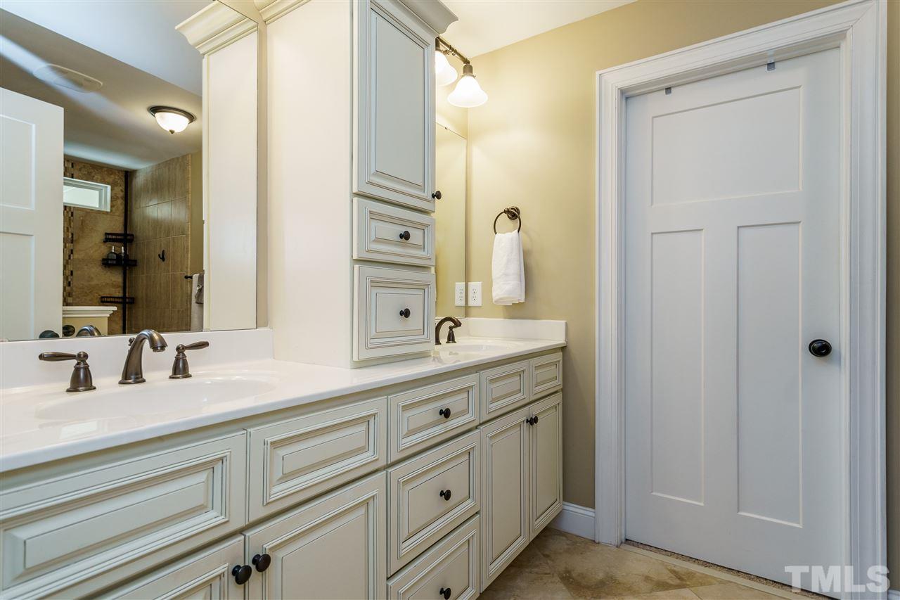 116 East Cornwall Road Cary, NC 27511 - Photo 15 of 25 Gallery Image 15