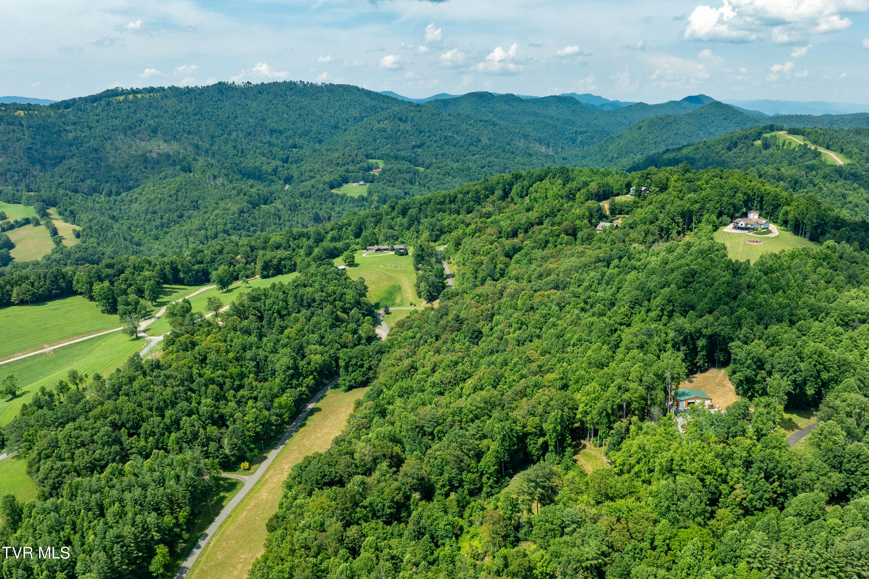 Lot 30 Lake Ridge Road, Unit 30 Butler, TN 37640 - Photo 10 of 30 Lot 30 (10 of 29)