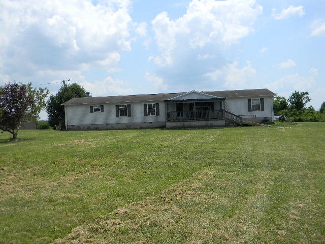 322 Nim Road Red Boiling Springs, TN 37150 - Photo 1 of 17