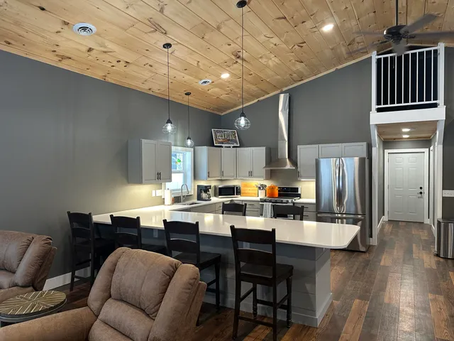 $569,900 | 604 Beaver Road, Bitely, MI 49309