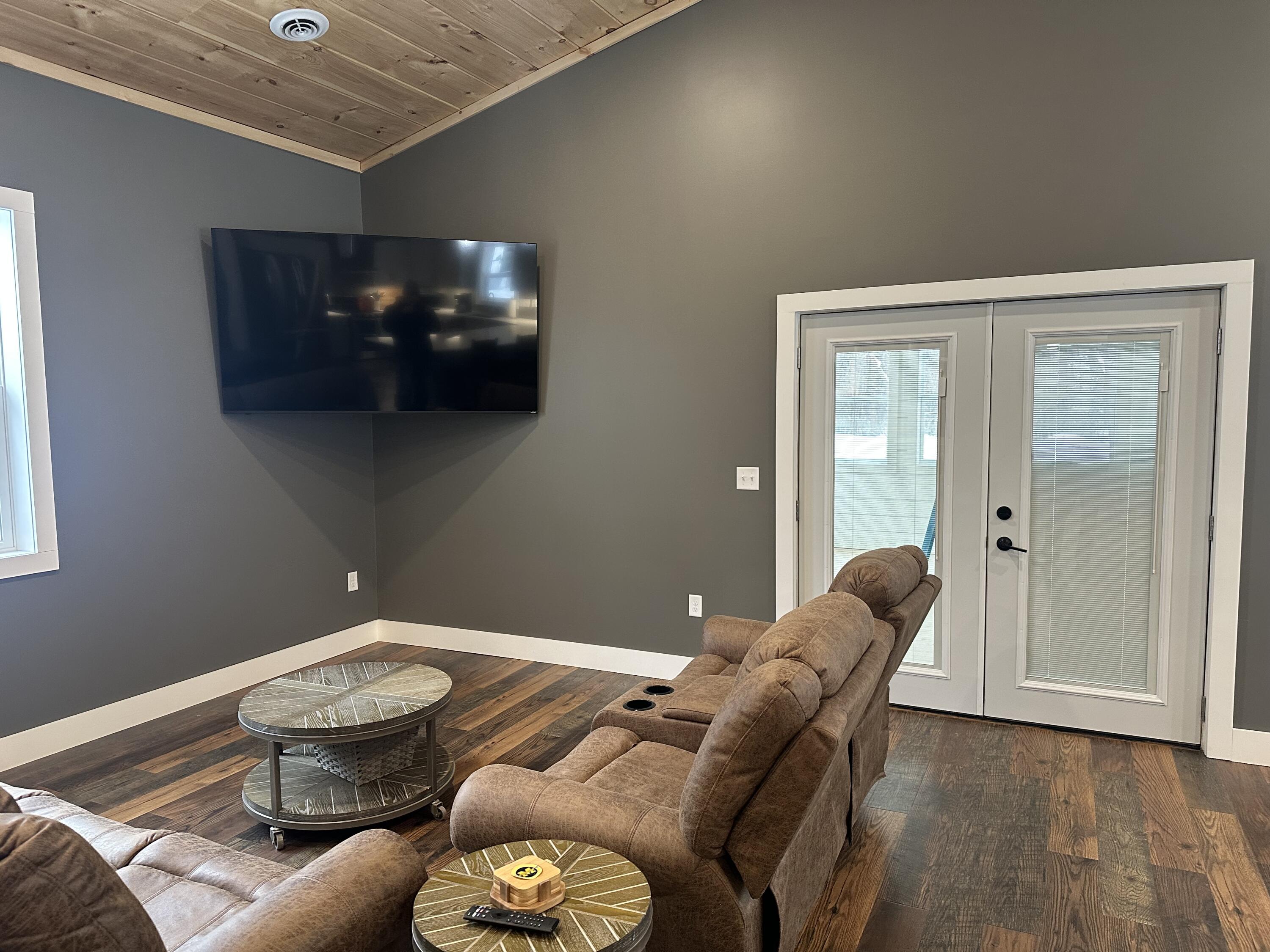 604 Beaver Road Bitely, MI 49309 - Photo 31 of 104 IMG_8096