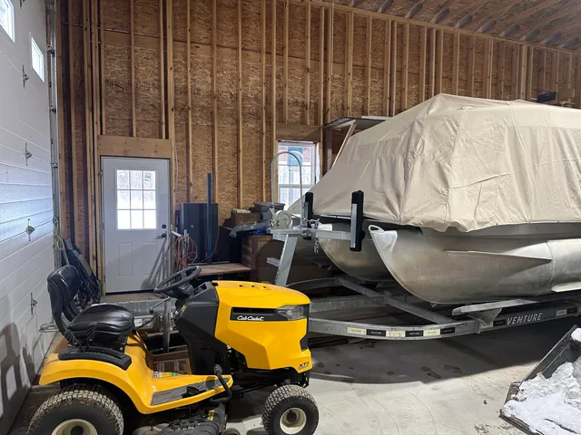 $569,900 | 604 Beaver Road, Bitely, MI 49309