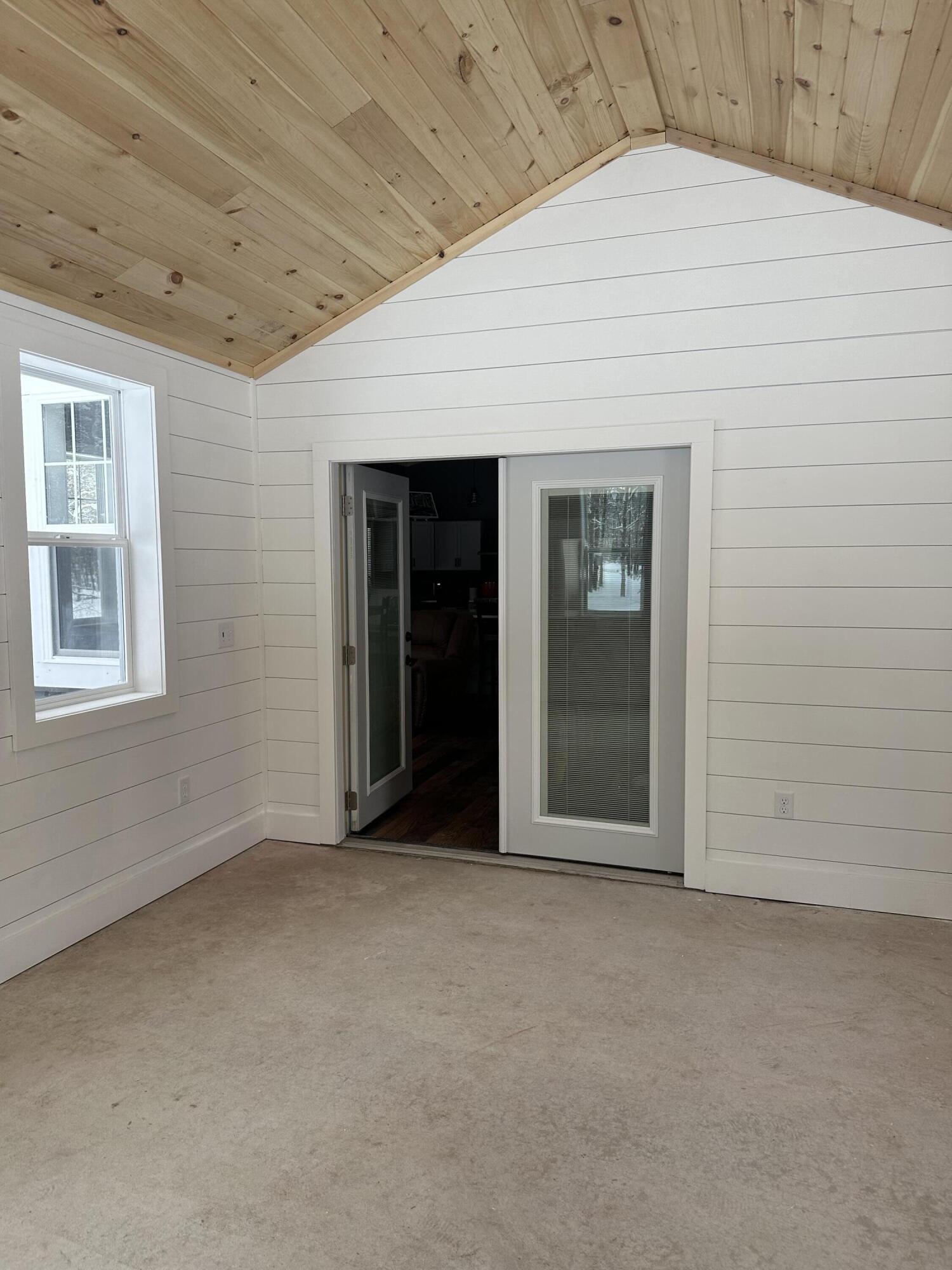 604 Beaver Road Bitely, MI 49309 - Photo 83 of 104 IMG_8148