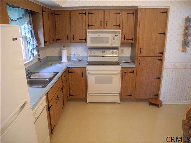158 Vly Road Schenectady, NY 12309 - Photo 2 of 16 Photo 2