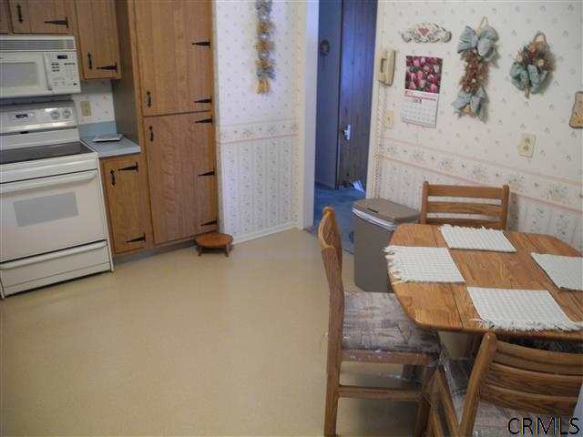 158 Vly Road Schenectady, NY 12309 - Photo 4 of 16 Photo 4