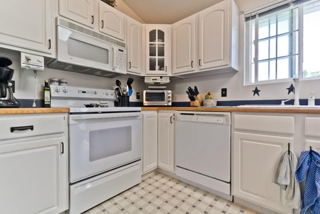 2 Goodall Road Gorham, ME 04038 - Photo 10 of 31 Photo