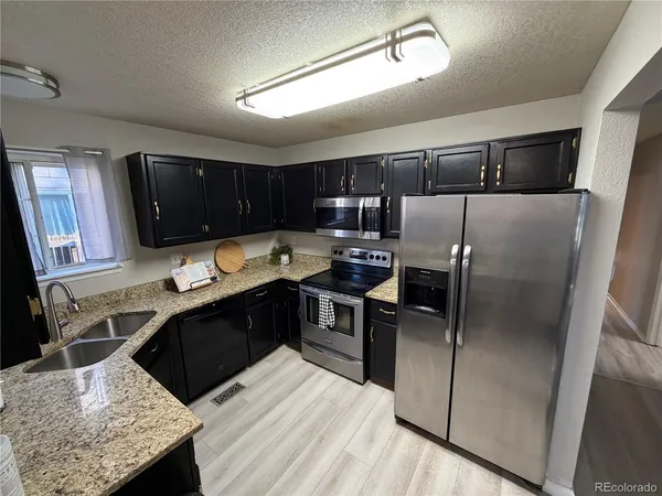 $499,900 | 3667 South Flanders Street, Aurora, CO 80013