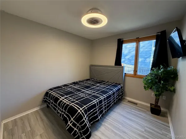 $499,900 | 3667 South Flanders Street, Aurora, CO 80013