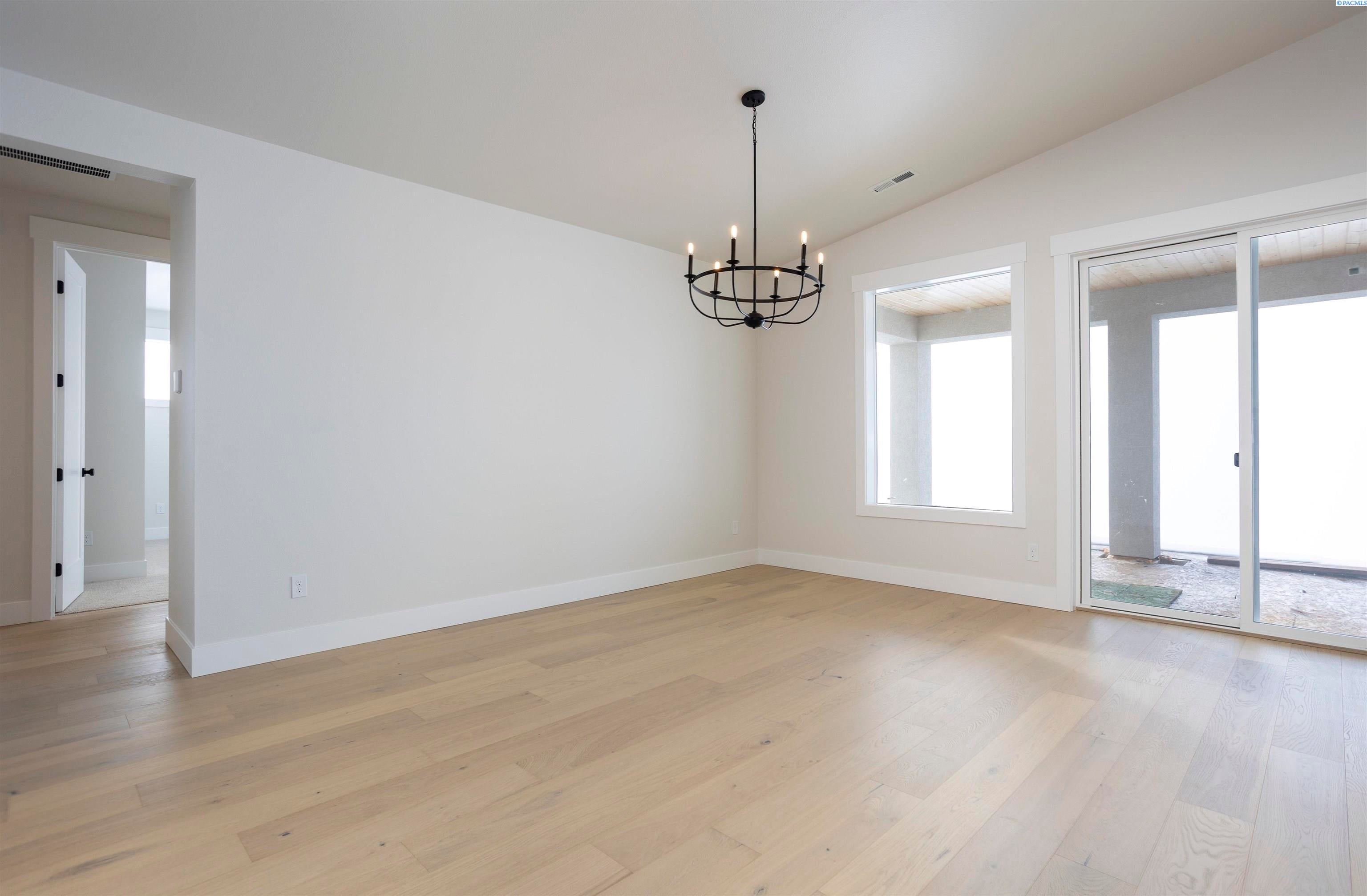 4840 South Reed Street Kennewick, WA 99337 - Photo 10 of 24 Gallery Image 10
