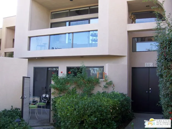 $2,950 | 882 Village Square North, Palm Springs, CA 92262