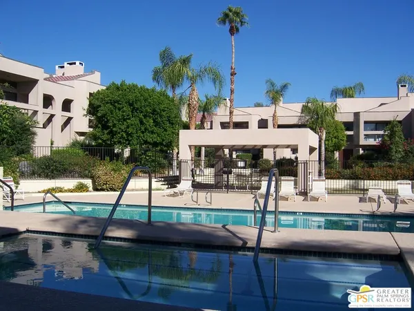 $2,950 | 882 Village Square North, Palm Springs, CA 92262