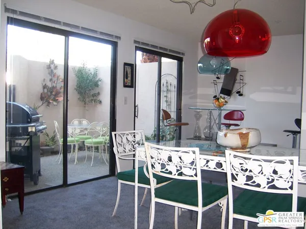 $2,950 | 882 Village Square North, Palm Springs, CA 92262
